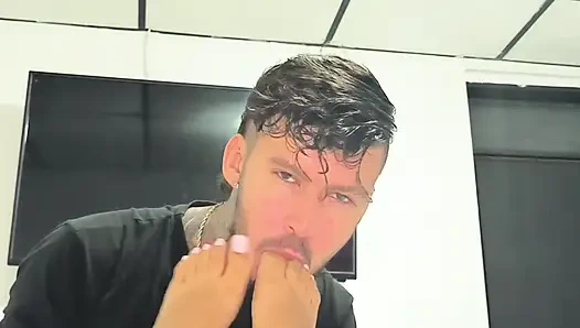 Ayaklarını emiyor ami kız arkadaş