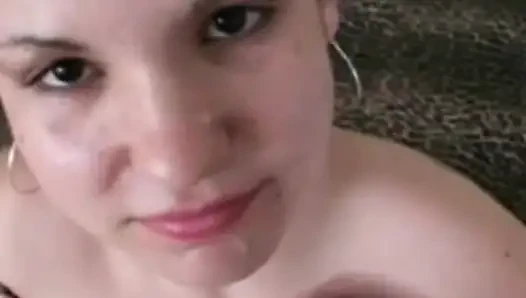 Seksi esmer kadın