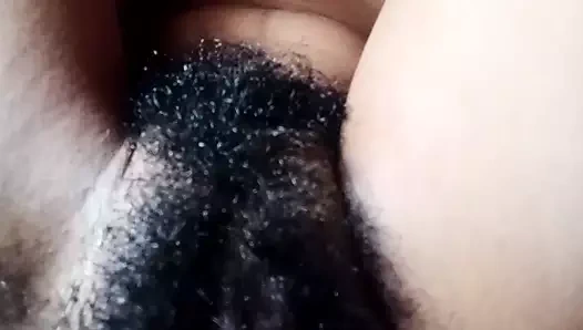 Hintli kız - solo mastürbasyon ve orgazm video 04