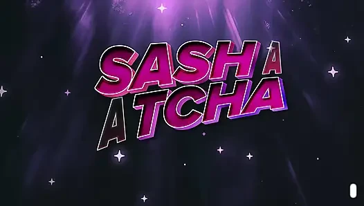 Sasha Tatcha ağzını altın bir duşla dolduruyor ve tükürüyor!
