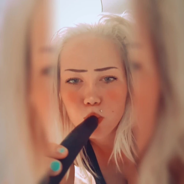 Misslovelylexi соблазняет