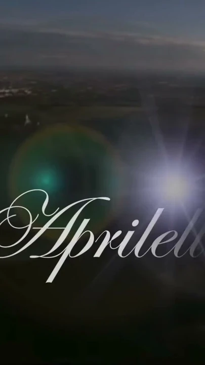 Dominatrix sahibe April - yaramaz büyük memeli sekreter | Klip 2