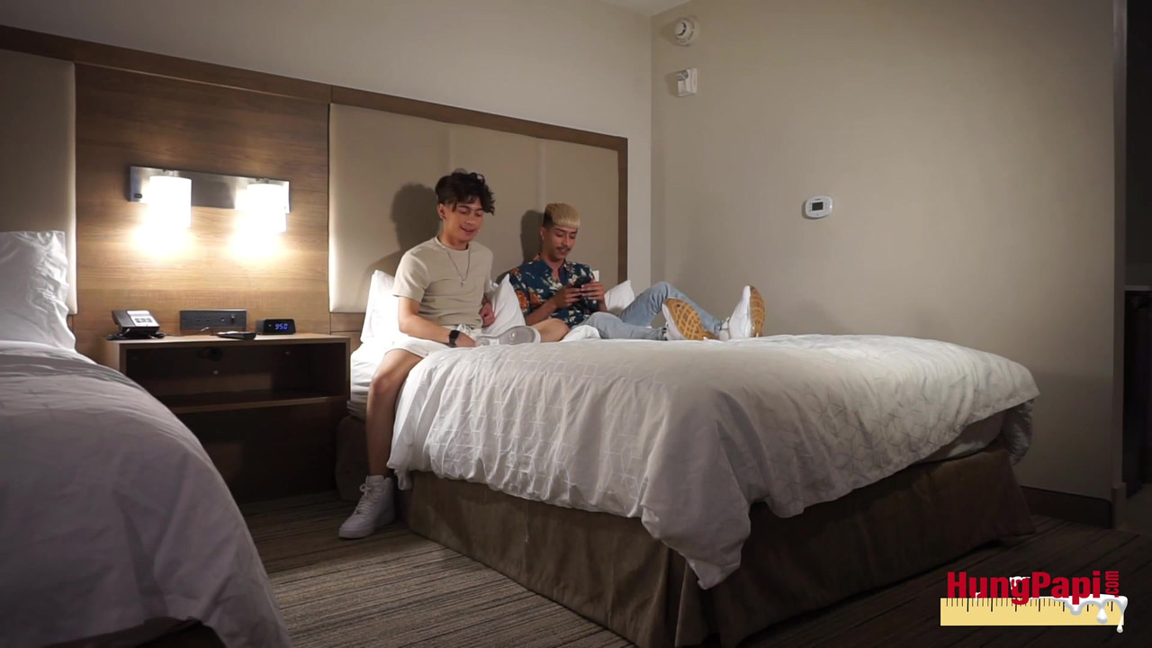 2 horny Latinos suck each other off with hot cumshot - Hung Papi