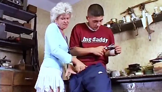 Hairy pussy blonde milf big ass fucking...cum in mouth