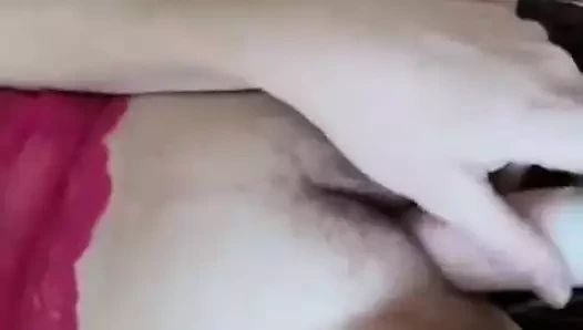 Evli kadın bir oyuncak