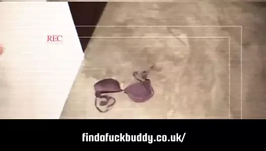 Kız arkadaşlarımın güzel vücudunu gösteriyorum