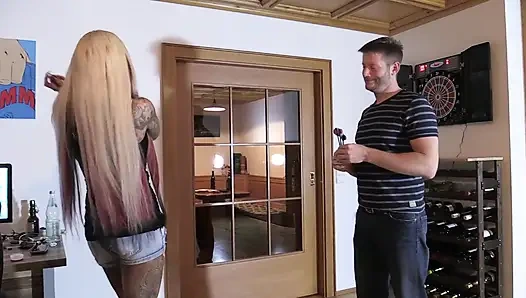 Mila Dartspielenmila