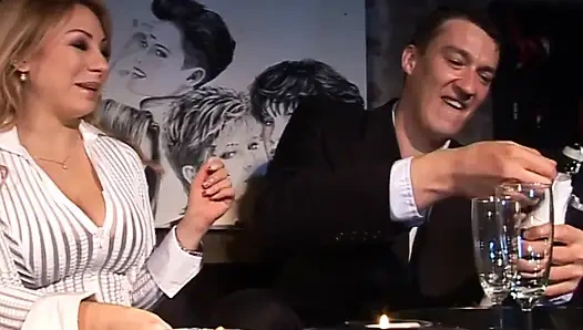 Kıllı göt deliğimi sikiyorum