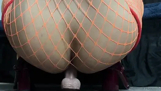 Velma kendine zevk veriyor, ta ki boşalana kadar / Astarioth