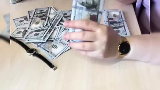 LadyVikki videosu