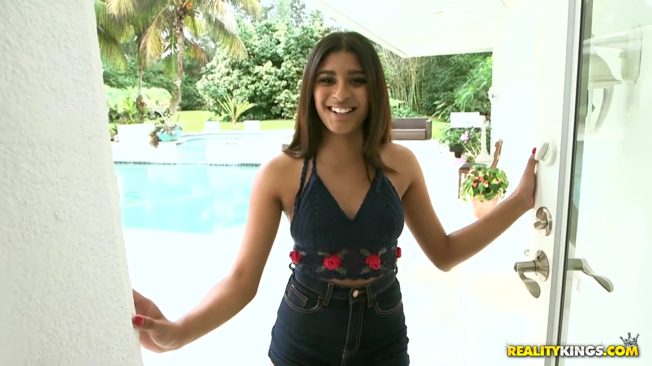 Reality Kings - Bubble Butt Latina Loves Deepdick