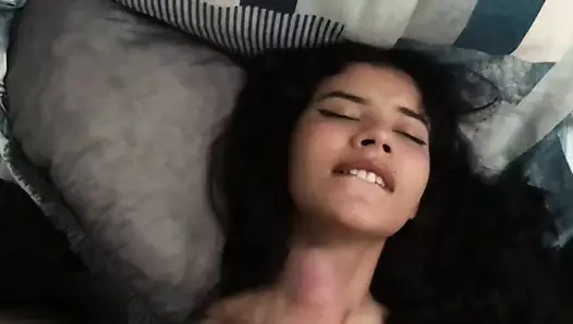 Kolombiyalı üvey annem penisimle şok oluyor - İspanyolca porno