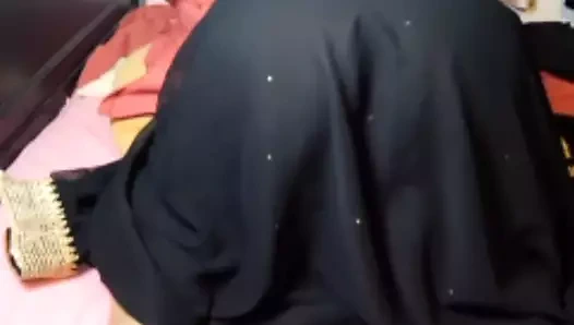 Hint shruti yenge'nin göt alay gösteri içinde siyah saree