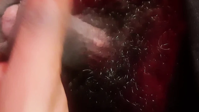 Bir Yabancı Kendi Ecstasy Dünyasında Kayboldu.