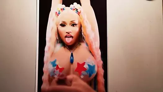 Nicki minaj boşalma anısına 10