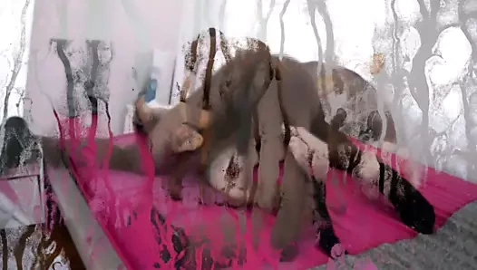 Lucio, poundtown nataliya'nın ilk çıkışını maraves