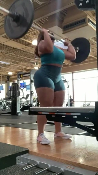 THICC TERESA 001