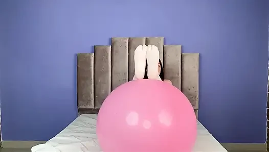 Balonumda zıplıyor
