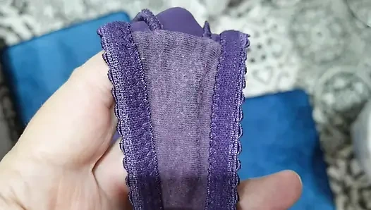 Külotunu koklarken yakalandı. Bakış açısı rol yapma