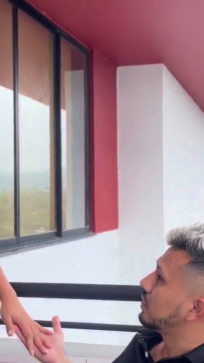 Amcığımla taht için savaşıyor - kraliyet rollerinde prensimi sikiyorum | Klip 1