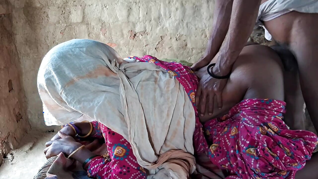 Mere Pati Ne Meri gand ki chudai ki Khatiya per Khatiya Hila kar Rakh Diya