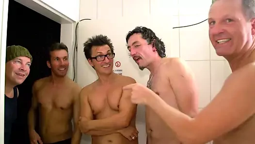 Edepsiz kaltaklar, vahşi grup seks - bölüm 4