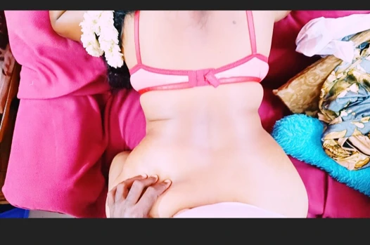 Üvey anne üvey oğlu sekreter sikişiyor, Telugu edepsizce konuşuyor.