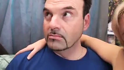 sadece rachel hakkında bir şey var