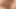 Muhteşem genç bir bayan bacaklarını parçalamadan ve cinsel ilişkiden önce iki büyük penis üzerinde oral seks yapıyor ve