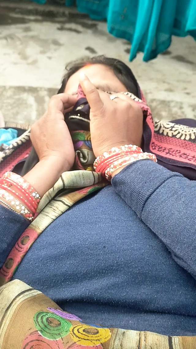 Hintli desi çift evde seks yapıyor Hintçe romantik ses