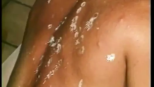 Boşalmak için para öde!