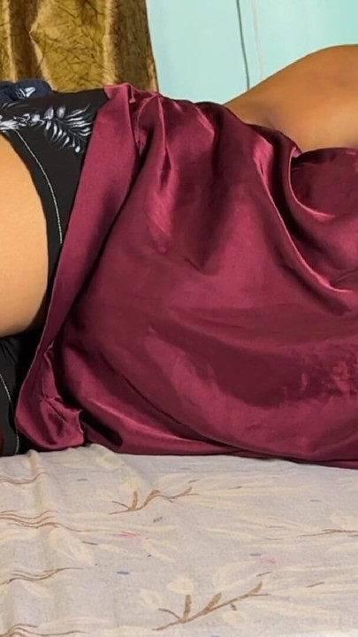 Sauteli bahan ke sath Room Share kiya slow fuck heavy moan cousin sex | Clip 1