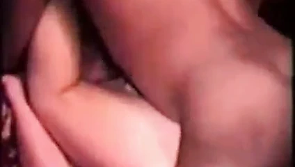 sarışın sürtük karısı seviyor siyah horoz