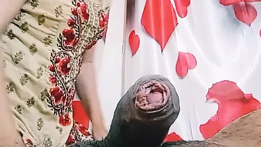 Sabah seksinde çok güzel orta yaşlı seksi kadın