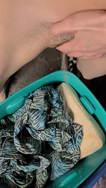 Самое быстрое писсинг в постельном белье