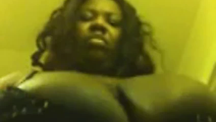 siyah bbw ile büyük göğüsler