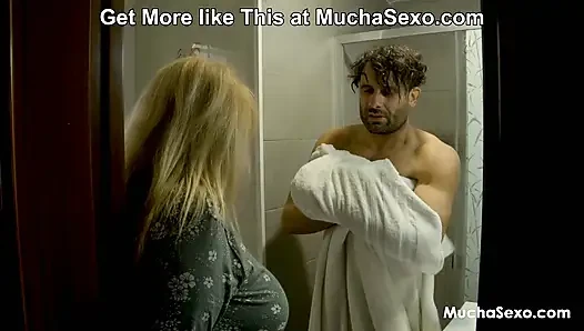 Muchasexo'da kalın olgun İspanyol mamacita tarafından duşta yakalandı