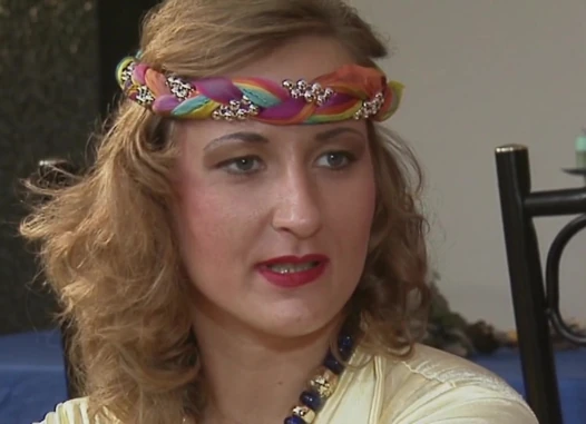 Büyük memeli Alman kaltaklar ateşli anal üçlü grup sekste yarağı paylaşıyor