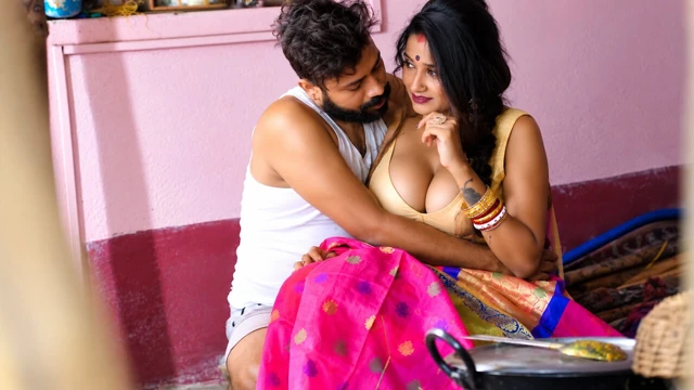 Sudipa bhabhi'yi mutfakta kandırıp sikmeye başladım desi hindi chudai