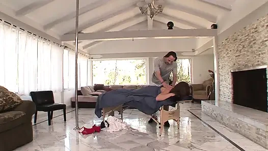 Yarağınla amcığıma masaj yap ... Tadını çıkarmama izin ver ...