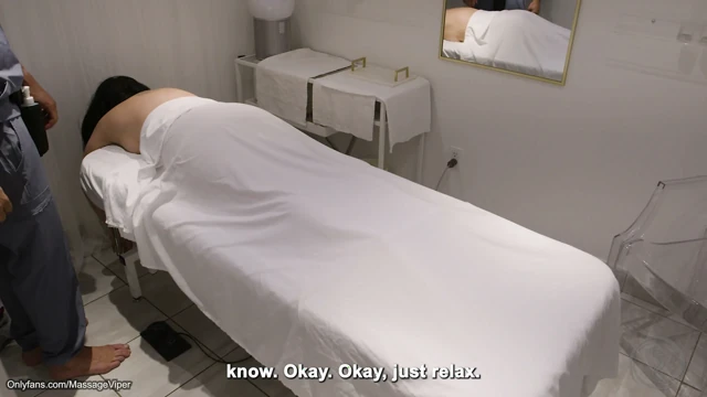 Legit massage client gets a happy ending