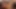 Ateşli orta yaşlı seksi kadın zea amında mor dildoyla oynuyor