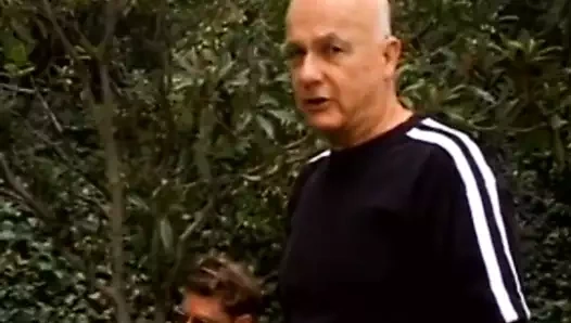 Swinging eş talepler bazı yeni horoz için sikme ve zevk almak