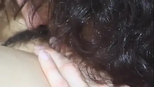 Alman turist ateşli Taylandlı kızı sikiyor