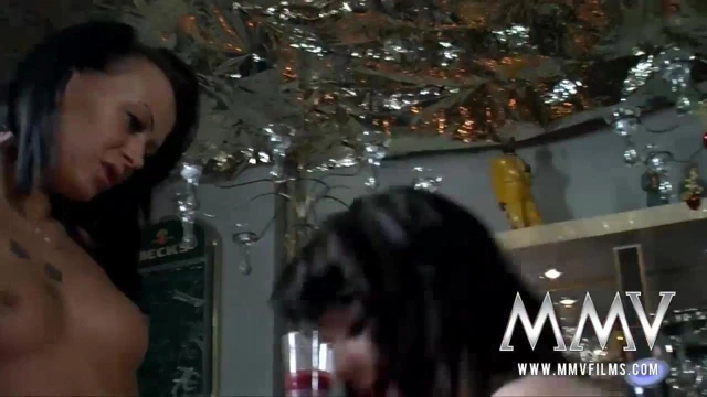 Mmv filmler lezbiyen alem at the pub