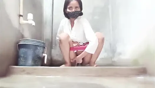 Desi köyü Bihari randi'nin günlük rutinini izleyin.