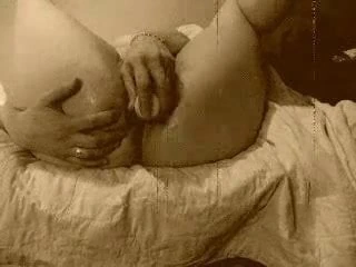 Olgun anal oyuncak üzerinde kam