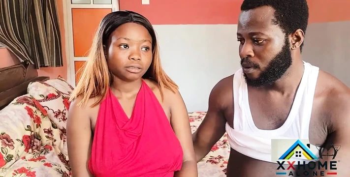 Kız kardeşimin arkadaşı ateşli bir piliç, karşı koyamadım, büyük yarağımı içinde istiyorum