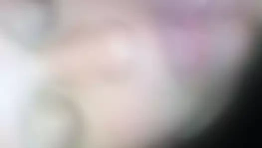 Oğlumun oyuncaklarının yüzümün her tarafında sıcak boşalmasını hissetmek için sabırsızlanıyordum