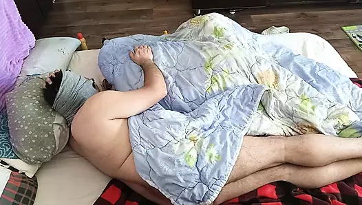 Hot foreplay with a couple, massage with oil on their bodies. Licks his wife's vulva until orgasm. Sensual oral sex of an amateu